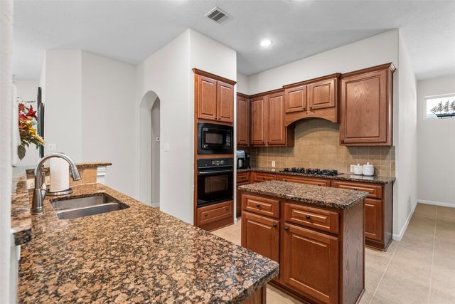 21067 Williams Creek Drive, Porter, TX 77365