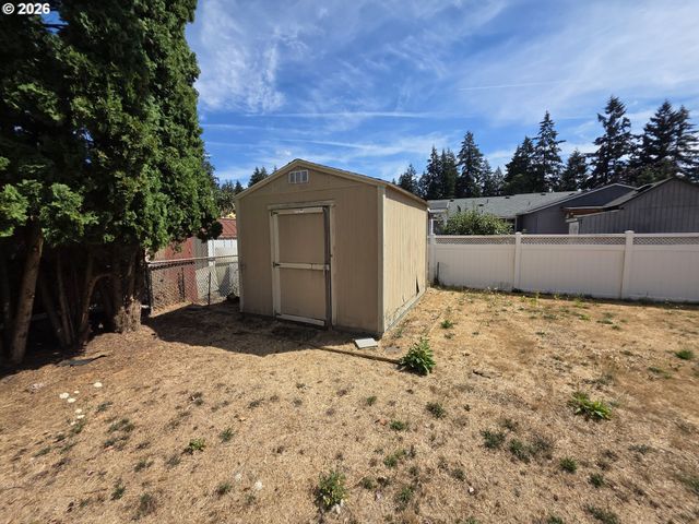 15013 Ne COLUMBINE Dr, Vancouver, WA 98682