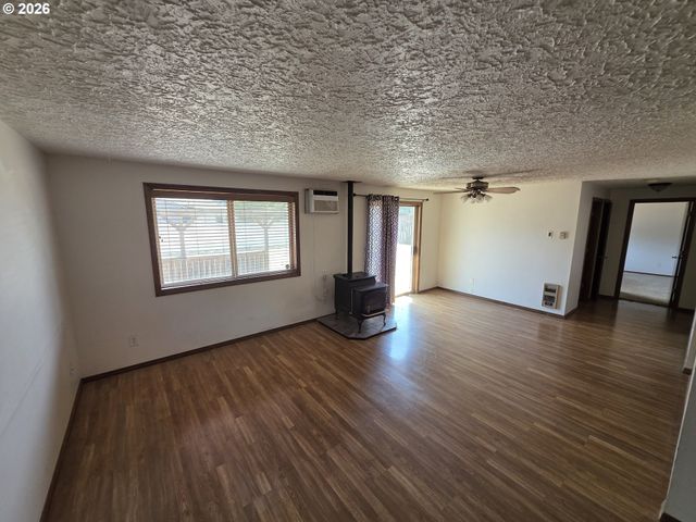 15013 Ne COLUMBINE Dr, Vancouver, WA 98682
