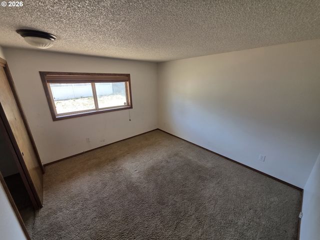 15013 Ne COLUMBINE Dr, Vancouver, WA 98682