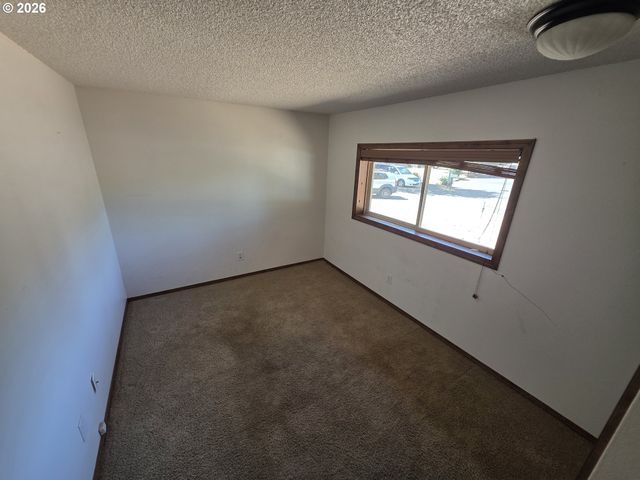 15013 Ne COLUMBINE Dr, Vancouver, WA 98682