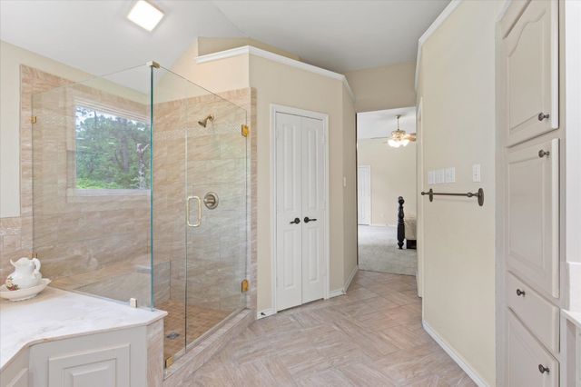 221 Hunters Circle, Longview, TX 75605
