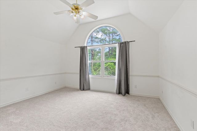 221 Hunters Circle, Longview, TX 75605