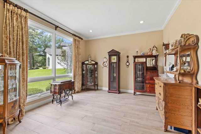 221 Hunters Circle, Longview, TX 75605