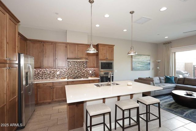 7338 E CASITAS DEL RIO Drive, Scottsdale, AZ 85255