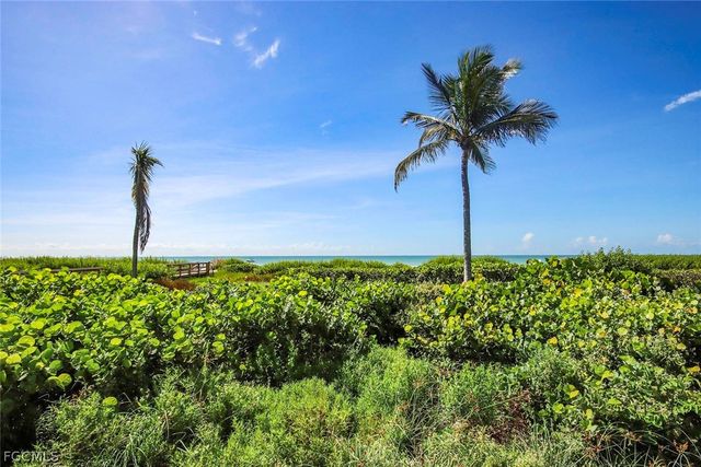 827 E Gulf DR E4, Sanibel, FL 33957