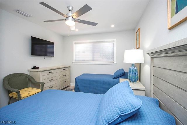 827 E Gulf DR E4, Sanibel, FL 33957