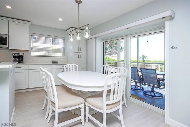 827 E Gulf DR E4, Sanibel, FL 33957