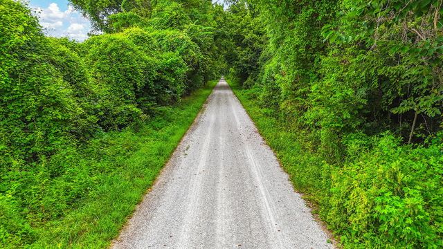 9131 W TERRAPIN HILLS RD, Columbia, MO 65203