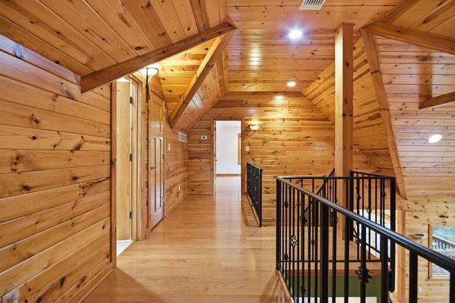 9131 W TERRAPIN HILLS RD, Columbia, MO 65203