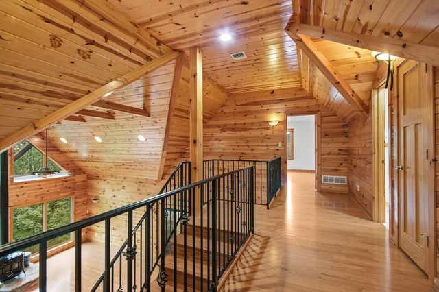 9131 W TERRAPIN HILLS RD, Columbia, MO 65203
