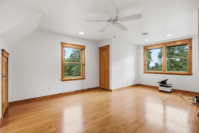 9131 W TERRAPIN HILLS RD, Columbia, MO 65203