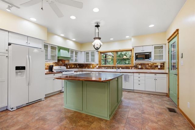 9131 W TERRAPIN HILLS RD, Columbia, MO 65203