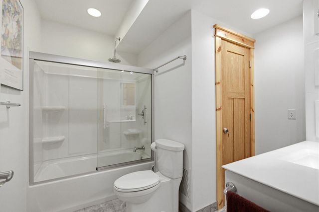 9131 W TERRAPIN HILLS RD, Columbia, MO 65203