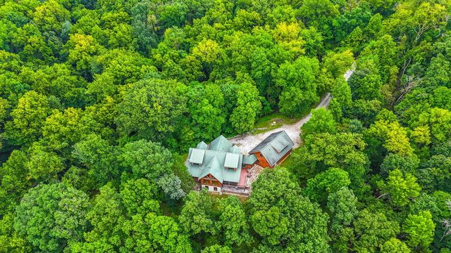 9131 W TERRAPIN HILLS RD, Columbia, MO 65203