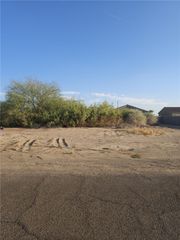 1910 E Oatman Place, Mohave Valley, AZ 86440