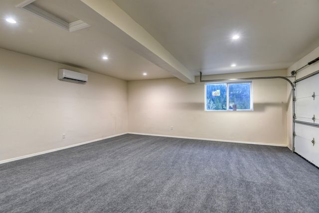 23422 E HENRY Rd Rd, Greenacres, WA 99016