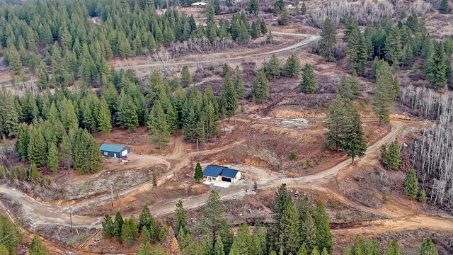 23422 E HENRY Rd Rd, Greenacres, WA 99016