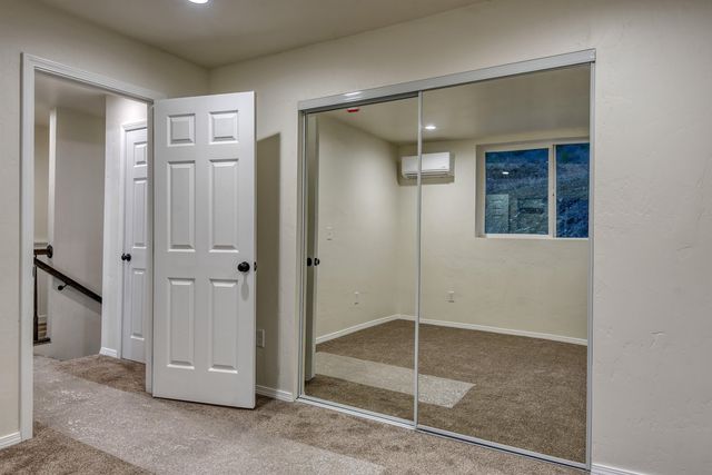 23422 E HENRY Rd Rd, Greenacres, WA 99016