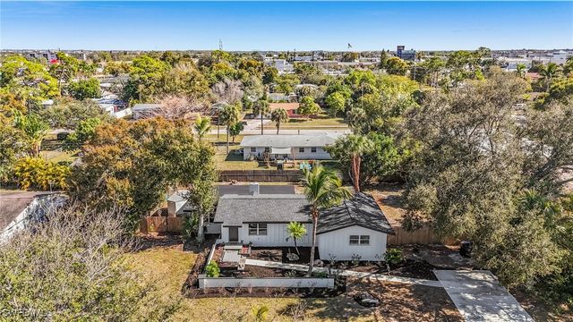 3843 Marvaez ST, Fort Myers, FL 33901