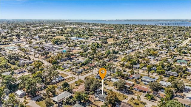 3843 Marvaez ST, Fort Myers, FL 33901