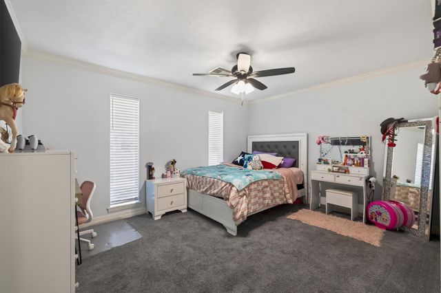 69 Colony Park Circle, Galveston, TX 77551