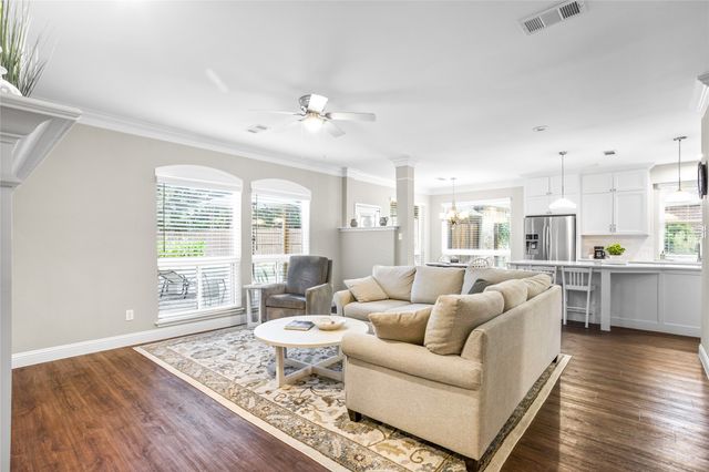 8809 Hedge Row Court, North Richland Hills, TX 76182