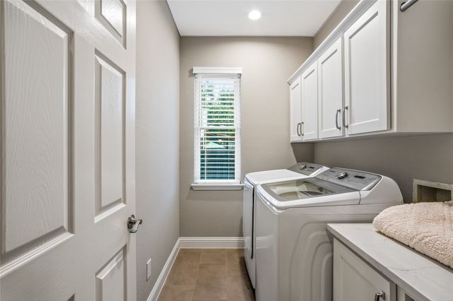 8809 Hedge Row Court, North Richland Hills, TX 76182