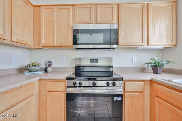 813 E YANEZ Avenue, Buckeye, AZ 85326