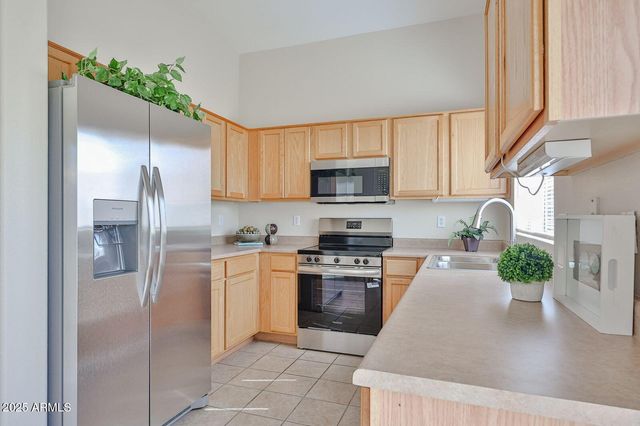 813 E YANEZ Avenue, Buckeye, AZ 85326