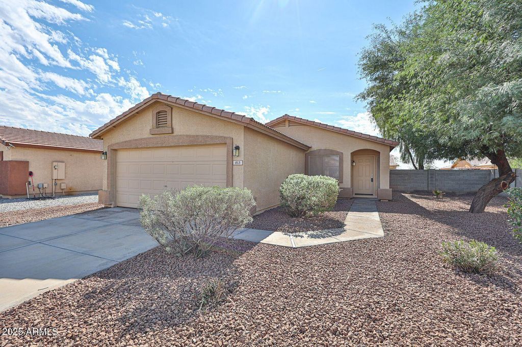 813 E YANEZ Avenue, Buckeye, AZ 85326