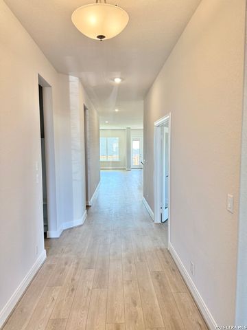 1308 Spotted Jaguar, New Braunfels, TX 78132