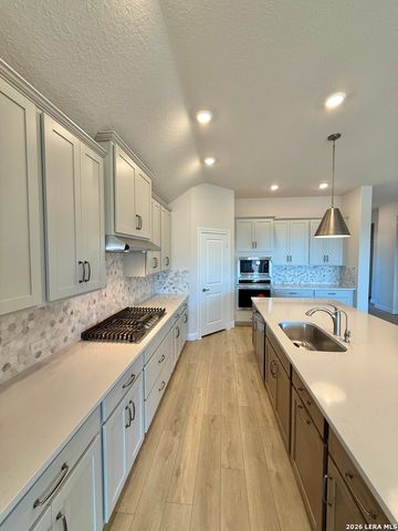 1308 Spotted Jaguar, New Braunfels, TX 78132