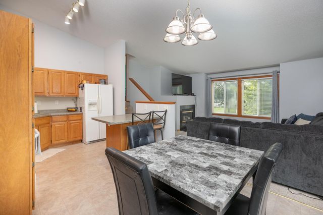 4113 Trumpeter Drive SE, Rochester, MN 55904