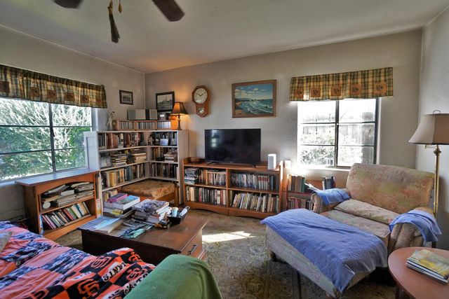 605 E Myrtle Street, Hanford, CA 93230