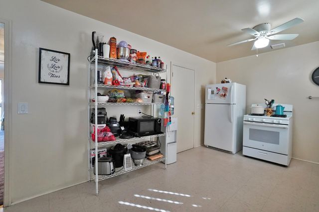 605 E Myrtle Street, Hanford, CA 93230