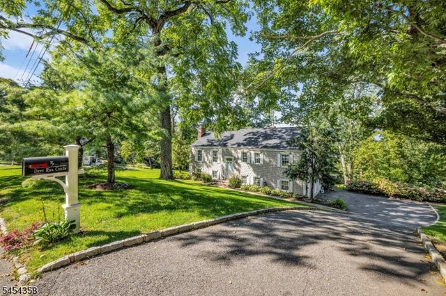 3 Deer Run Cir, Chatham Twp., NJ 07928