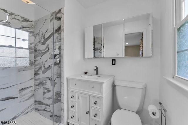 3 Deer Run Cir, Chatham Twp., NJ 07928
