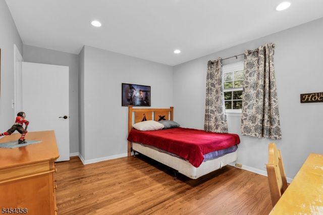 3 Deer Run Cir, Chatham Twp., NJ 07928