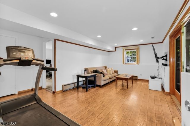 3 Deer Run Cir, Chatham Twp., NJ 07928