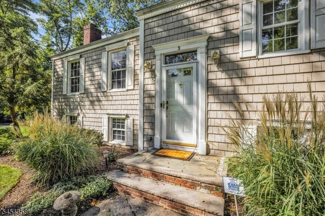 3 Deer Run Cir, Chatham Twp., NJ 07928