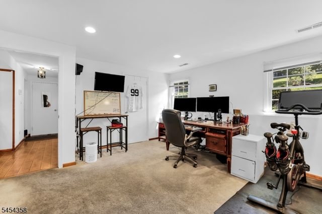 3 Deer Run Cir, Chatham Twp., NJ 07928