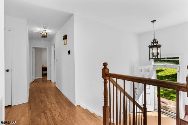 3 Deer Run Cir, Chatham Twp., NJ 07928