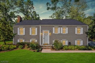 3 Deer Run Cir, Chatham Twp., NJ 07928