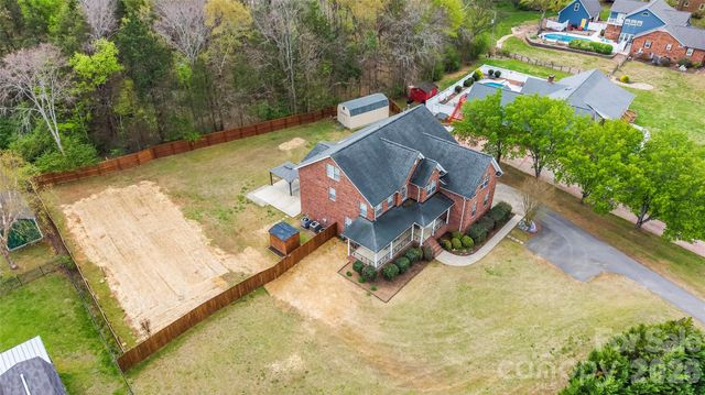 2589 Shamrock Road, Harrisburg, NC 28075
