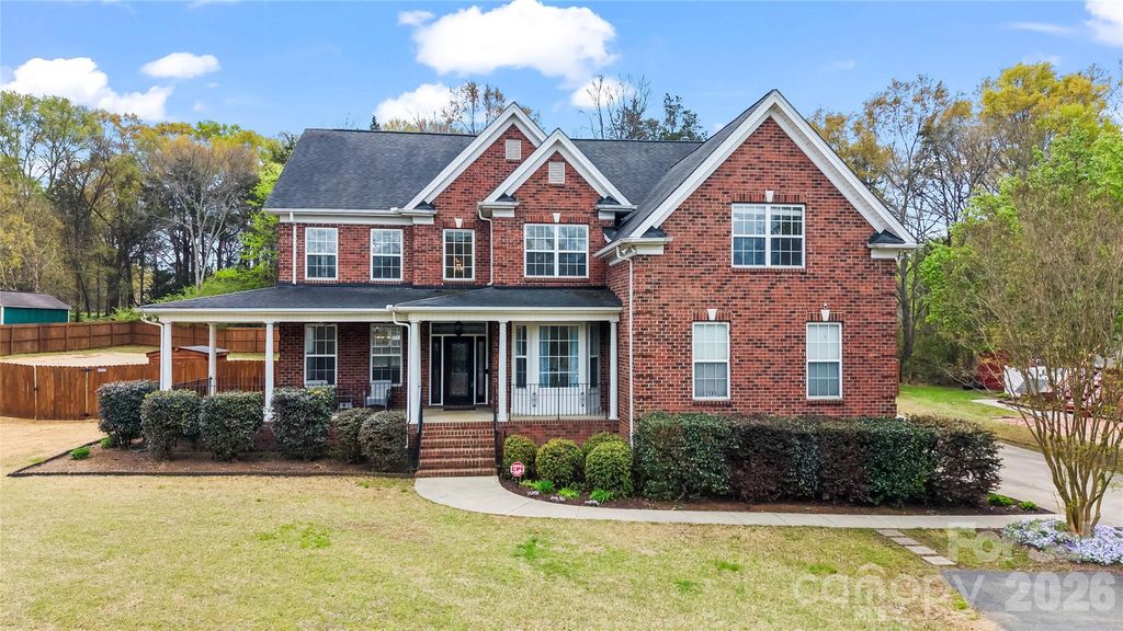 2589 Shamrock Road, Harrisburg, NC 28075