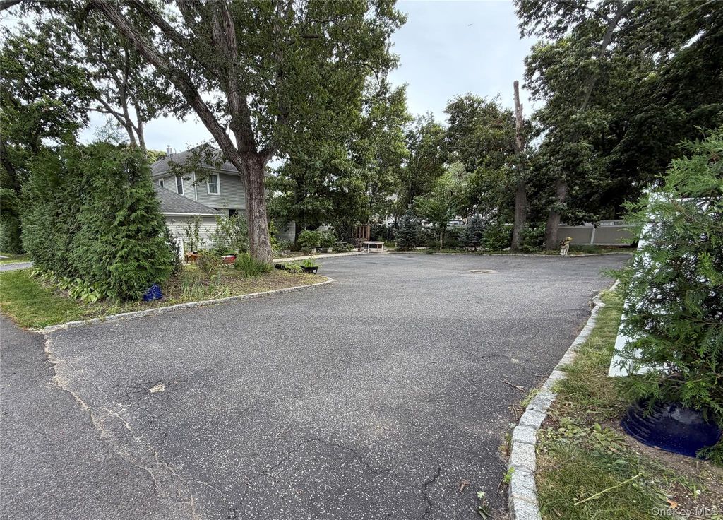 116 Carleton Avenue, Islip Terrace, NY 11752 — photo 2