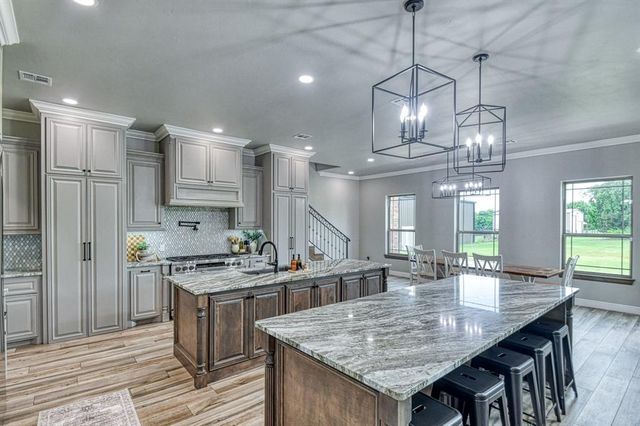 3802 Turtle Creek Circle, Tuttle, OK 73089