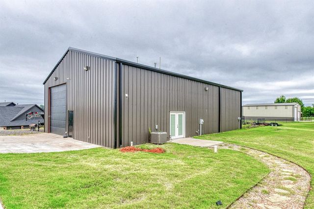 3802 Turtle Creek Circle, Tuttle, OK 73089