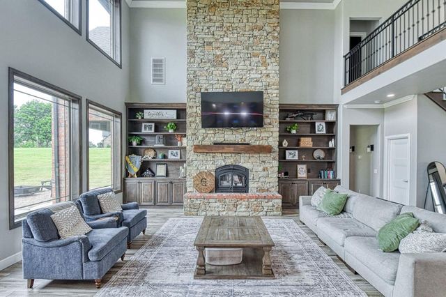 3802 Turtle Creek Circle, Tuttle, OK 73089